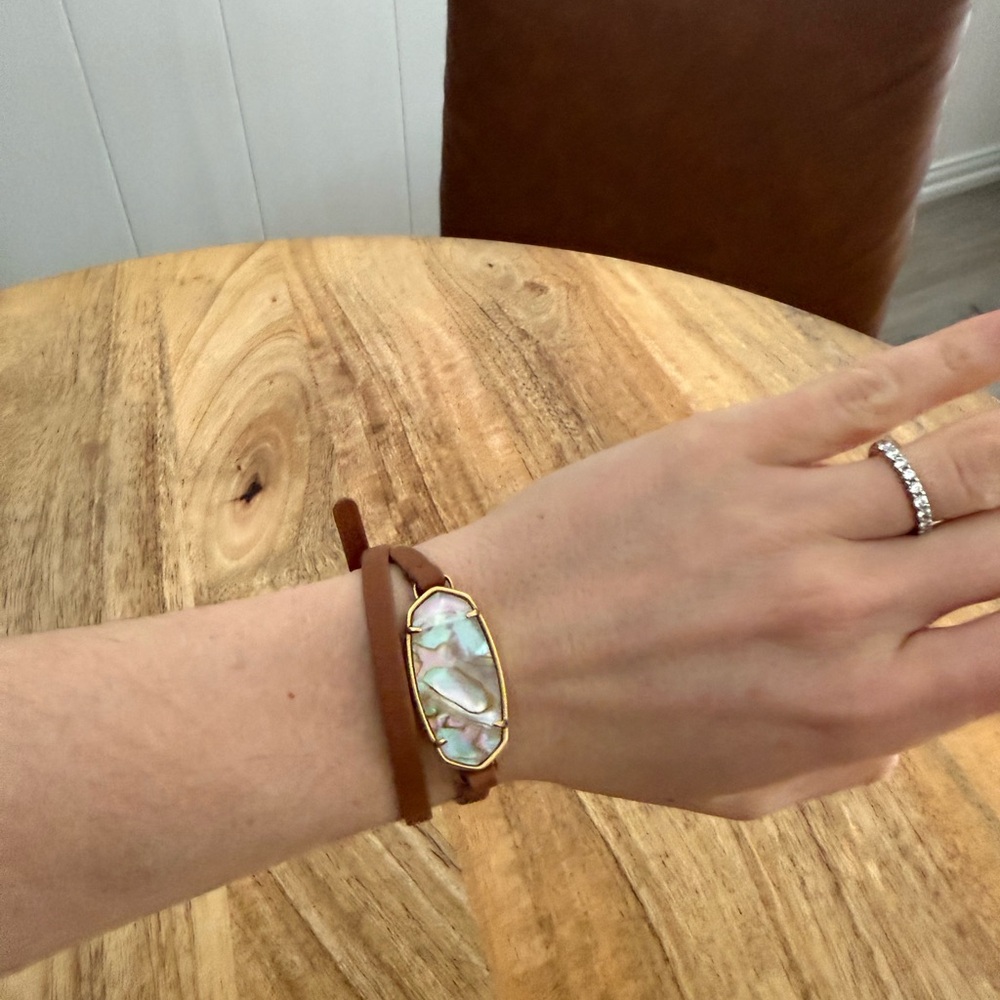 Brown Leather Bracelet with Abalone Shell